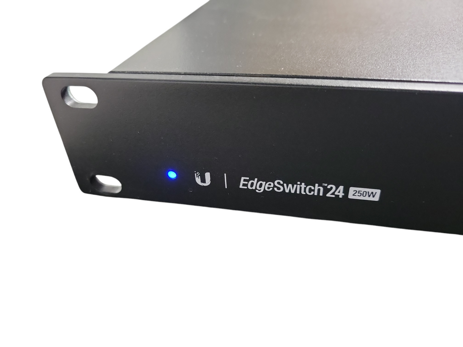 Ubiquiti Networks ES-24-250W 24 Port 250W EdgeSwitch READ !