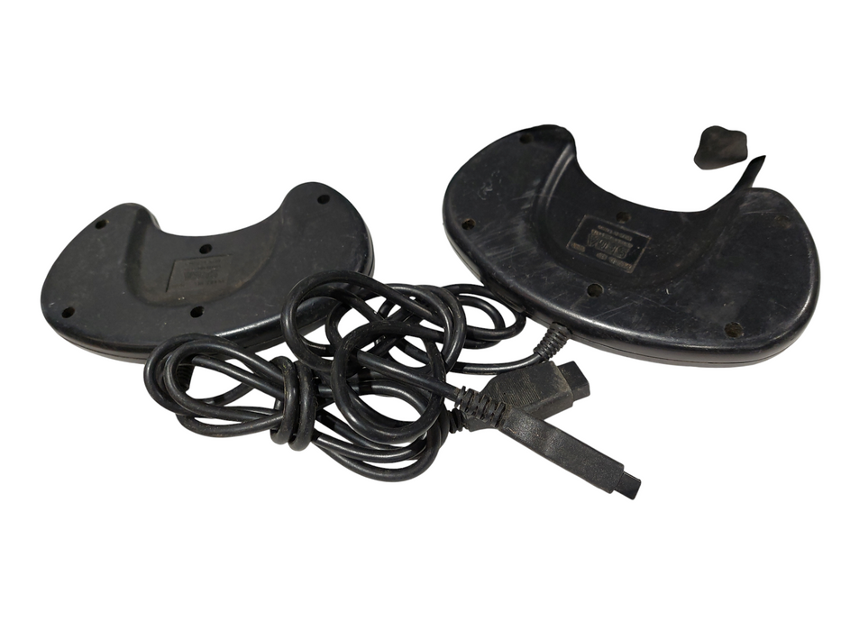 2 Sega Controllers Model: 1650 =
