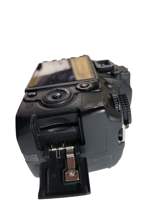 NIKON D3100 DIGITAL CAMERA