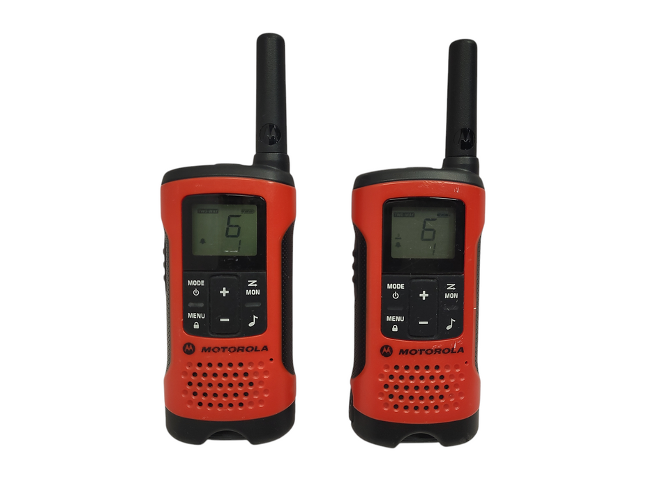 MOTOROLA T265 Rechargeable Emergency Preparedness 2-Way Radio Orange (2 Pack) Q$