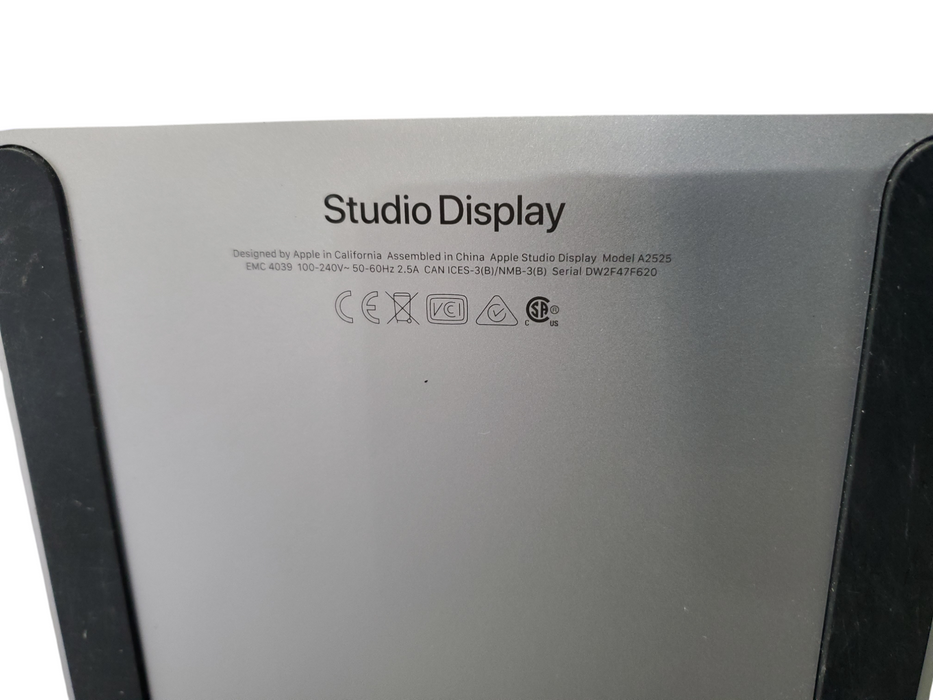 Apple Studio Display 27" with Nano-Texture Glass A2525 READ