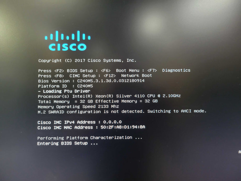 Cisco UCS-C240-M5, 2x Xeon Silver 4110 2.10GHz, 32GB DDR4, 2x 1050W PSU  _