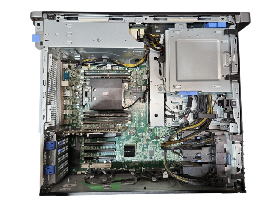 Dell Precision 5820, Xeon W-2133 3.60GHz, 32GB DDR4, P600, 950W PSU