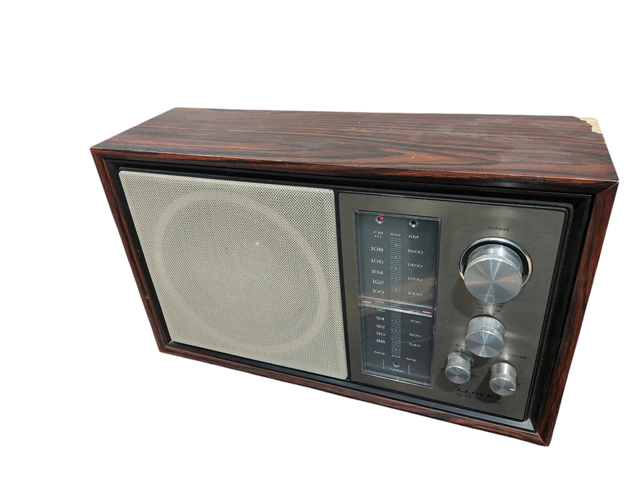 Vintage Lloyd AM/FM Table Radio Model: J930 Series 108A =