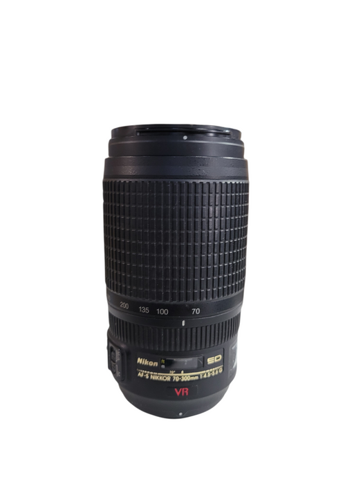 Nikon AF-S NIKKOR 70-300mm f/4.5-5.6G ED VR Telephoto Zoom Lens