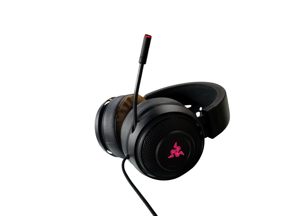 Razer Kraken Wired 7.1 Surround Sound Gaming Headset RGB w/Microphone