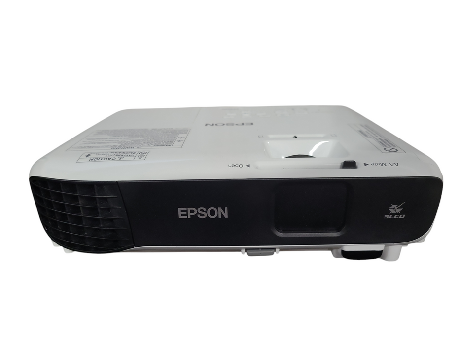 Epson EX3260 Projector With Remote, Cables & Carrying Bag Lamp Hours: 52 !