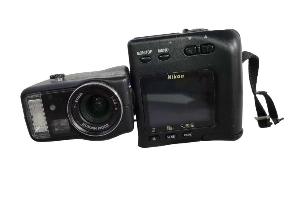Nikon COOLPIX E950 950 2.0MP Digital Camera !