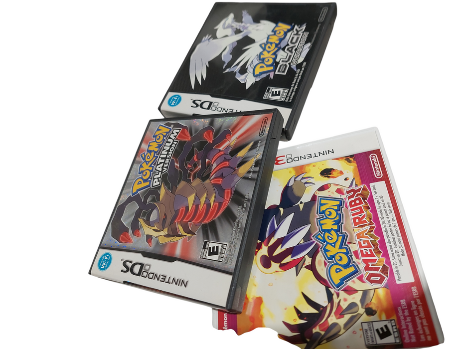 3 Nintendo DS & 3DS Game Cartridge Cases Empty with Manuals  =