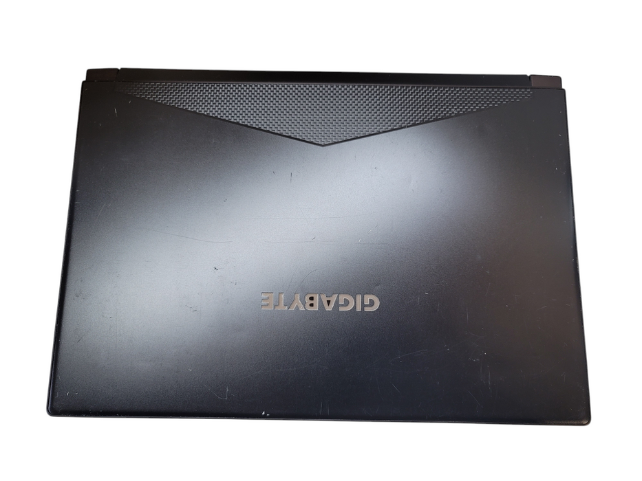 Gigabyte Aero 15 i7- 8750H 32GB DDR4 GTX 1070 256GB M.2 SSD READ β Lap200