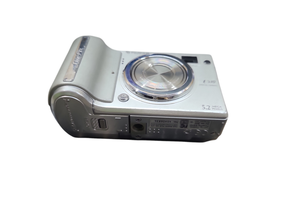 Fujifilm Finepix E Series E510 5.2MP Digital Camera - Silver