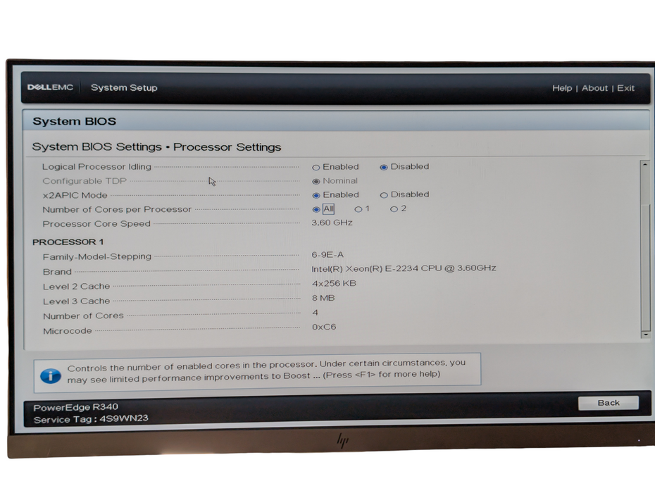DELL PowerEdge R340 Intel Xeon E-2234 32GB RAM H730P 3x 200GB SAS SSD  -