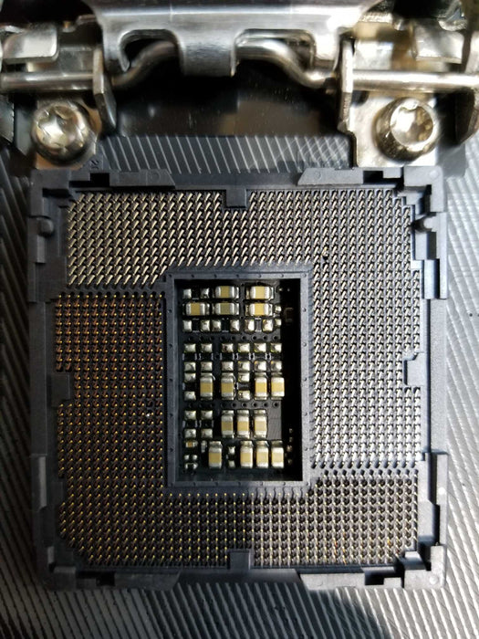 Asus ROG Strix Z270i Intel LGA-1151 Gaming Motherboard ( Parts / Bent Pins)