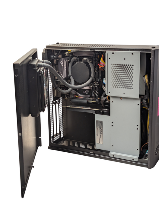 Falcon Northwest SFF STRIX Z270I GAMING i7-7700K 16GB RAM 256GB NVMe SSD  -