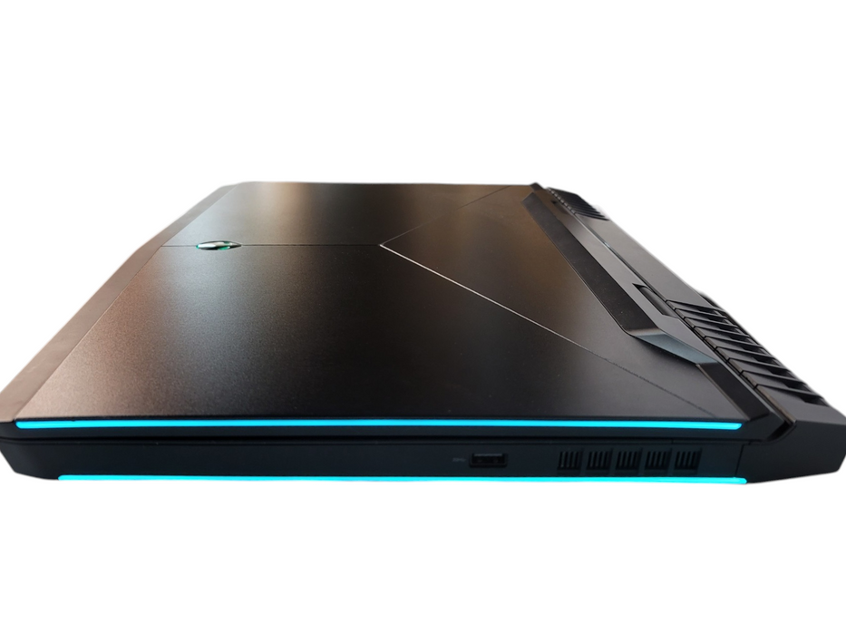 Alienware  17 R5 i9-8950HK 32GB DDR4 GTX 1080 256GB SSD β Lap200