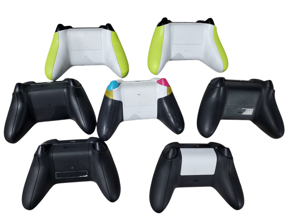 7x Xbox Wireless Controllers
