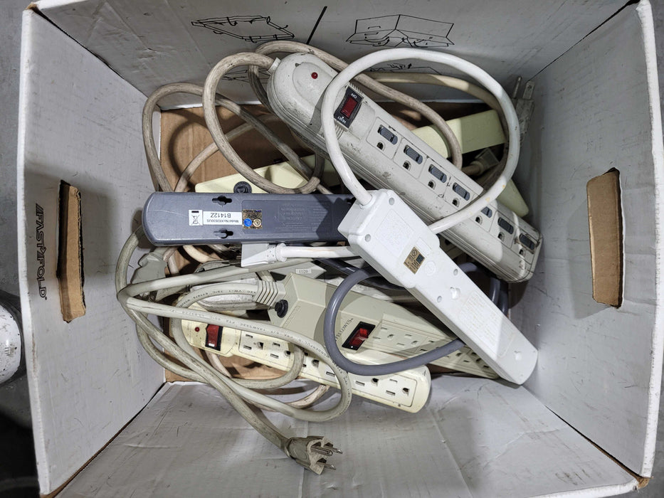 Lot 8x - Mix Power Extension Cord