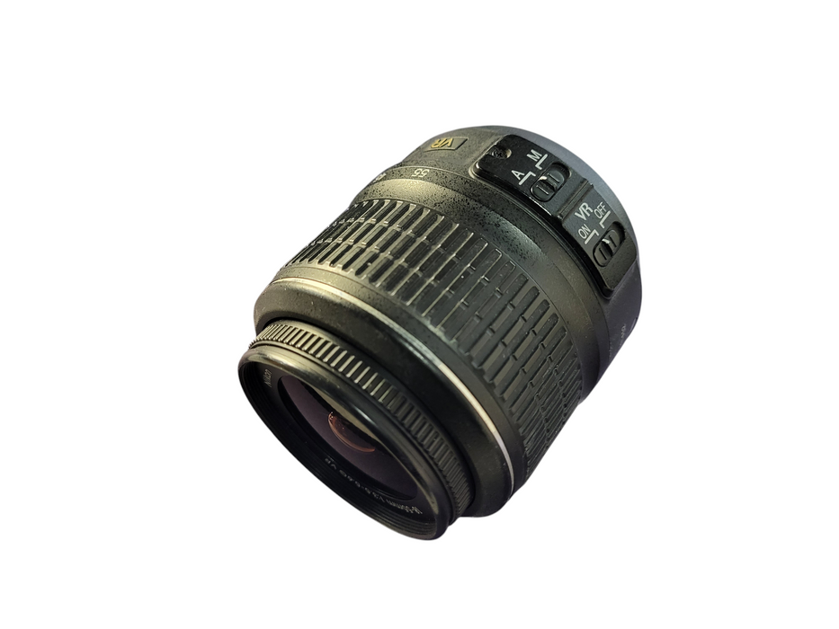 Nikon AF-S Dx NIKKOR 18-55mm f1:3.5-5.6G VR Q$