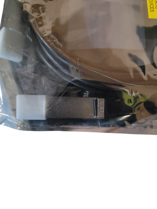Amphenol Spectra-Strip QSFP to QSFP Active Optical Cable 5M  Q