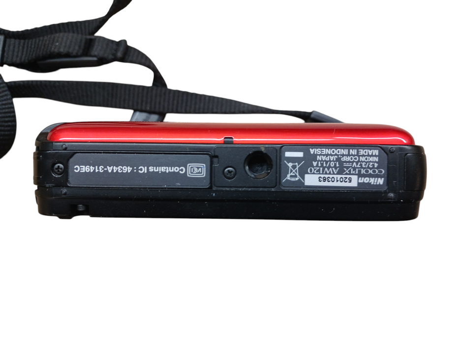 Nikon Coolpix AW120 Waterproof Digital Camera 5x Zoom 16.0mp READ