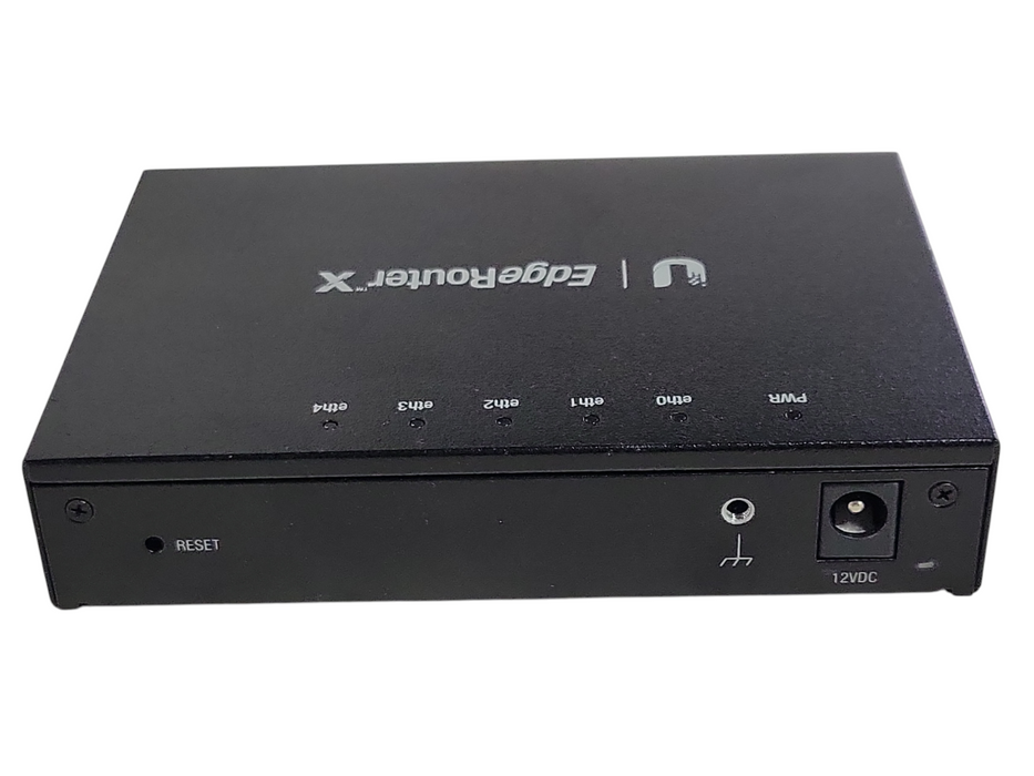 Ubiquiti Networks ER-X EdgeRouter X 5-Port Gigabit Wired Router Q_