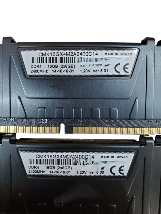 Corsair Vengeance LPX 16GB (2X8GB) 2400MHz DDR4 Desktop Memory Q