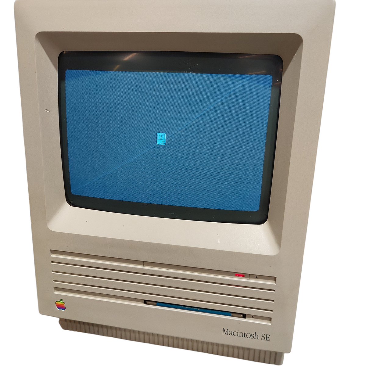 Macintosh SE Model: M5011 ( 1mbyte Ram, 800K ) Floppy = — retail.era