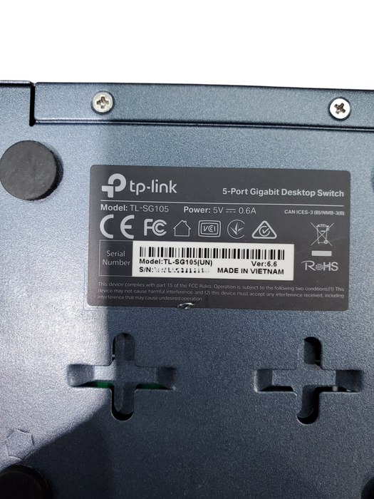 TP-Link TL-SG105 5-Port Gigabit Desktop Switch w/ Power Adapter