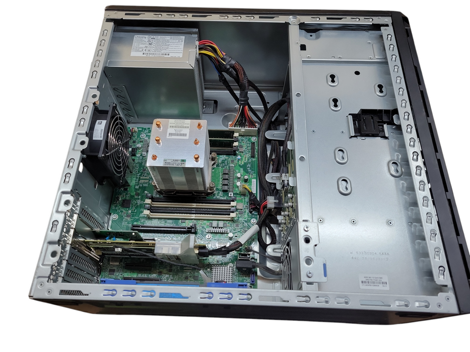 HP ML110 Gen9 1x Xeon E5-2620 v4 16GB DDR4 B140i - No HDD !