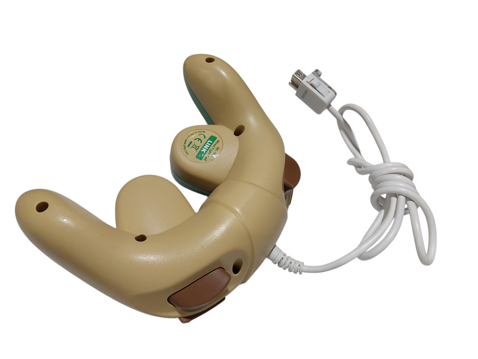 Nintendo Wii Zelda/Link  Controller Wired Fight Pad  =
