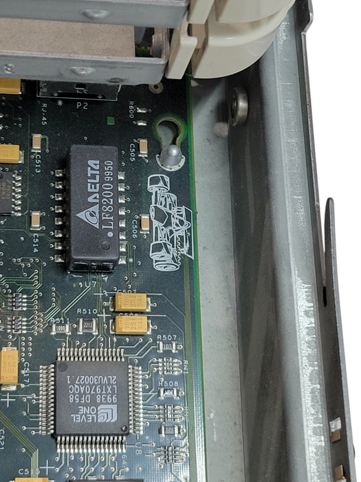 COMPAQ PROLIANT 1850R - Pentium III 550MHz 512MB RAM Smart 4200 225W PSU %