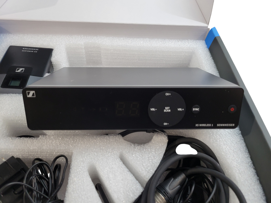 Sennheiser XSW 1-ME3 Live Vocal Headset Wireless Microphone System %