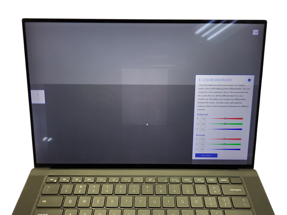 Dell XPS 15 9520 i7-12700H 16GB DDR5 RTX 3050 256GB NVMe READ $ Lap200
