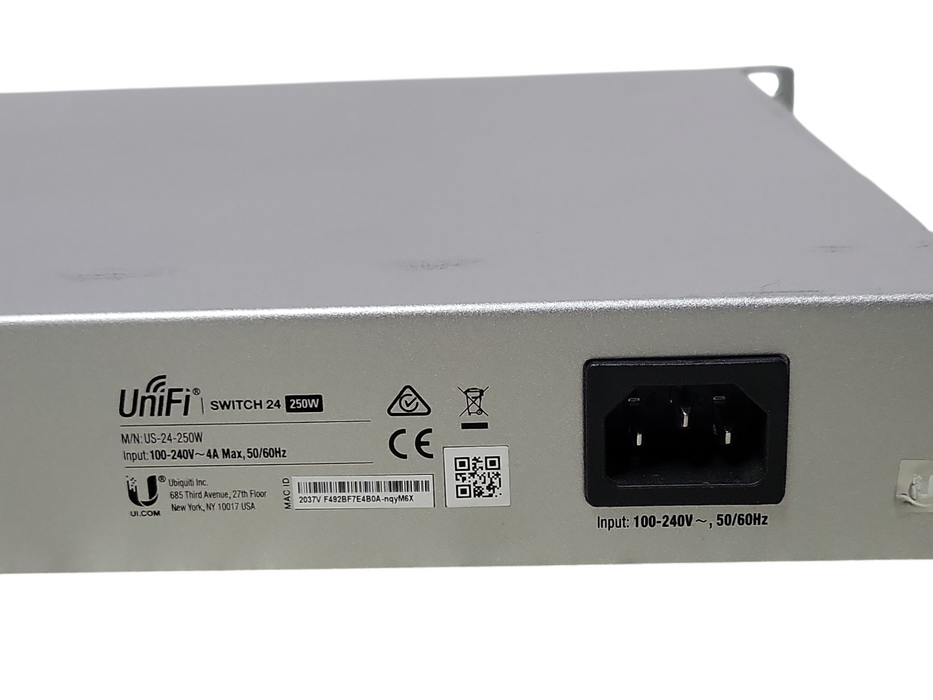 Ubiquiti Networks UniFi US-24-250W 24-Port Switch, READ _
