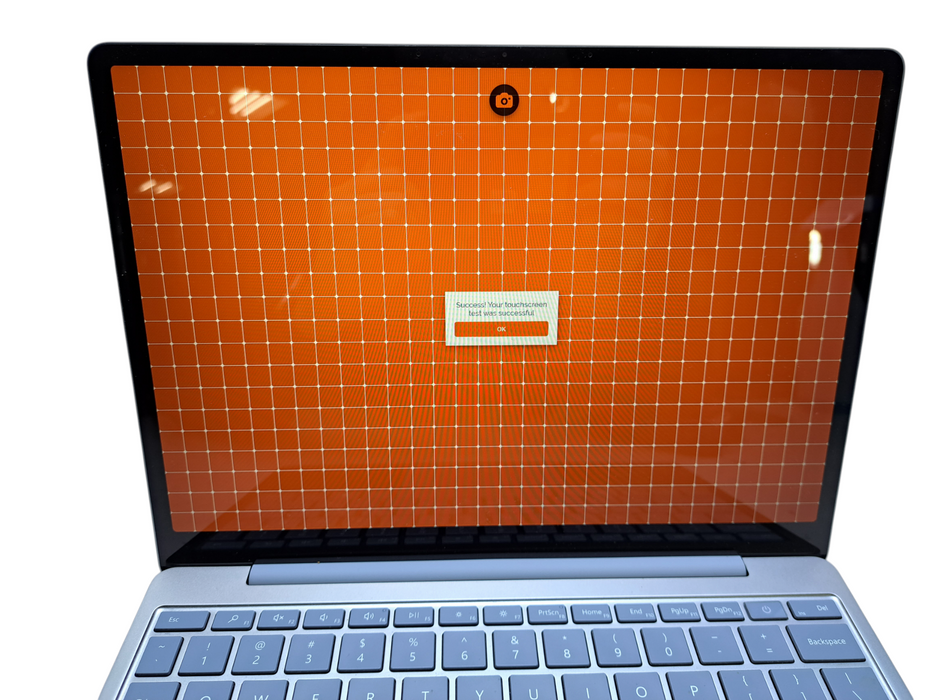Microsoft Surface Laptop Go Touch Intel Core i5-1035G1 8GB Ram 256GB NVMe ) Lap200