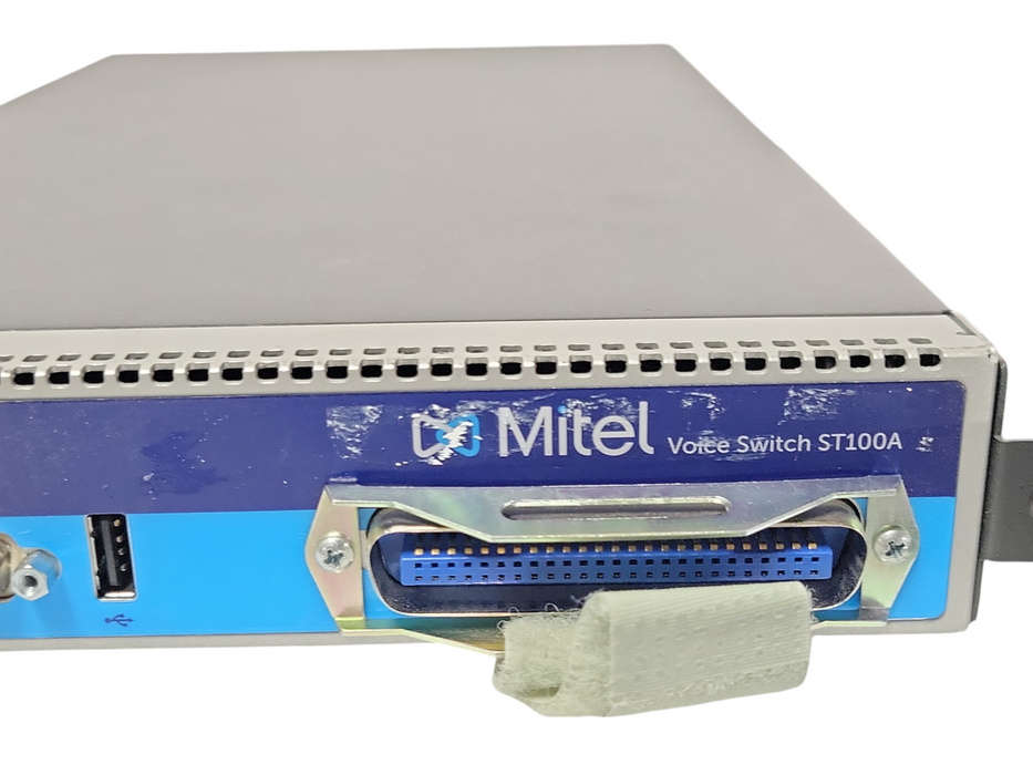 Mitel ST100A 600-3100-01 Voice Switch, READ _