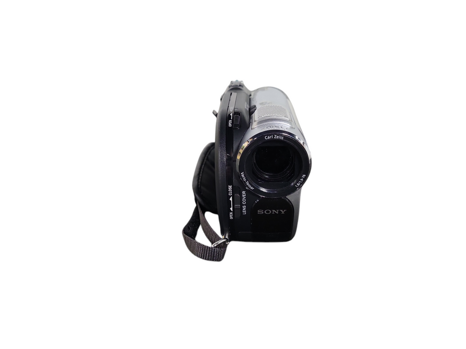 Sony Handycam DCR-DVD 108 40x Optical Zoom !