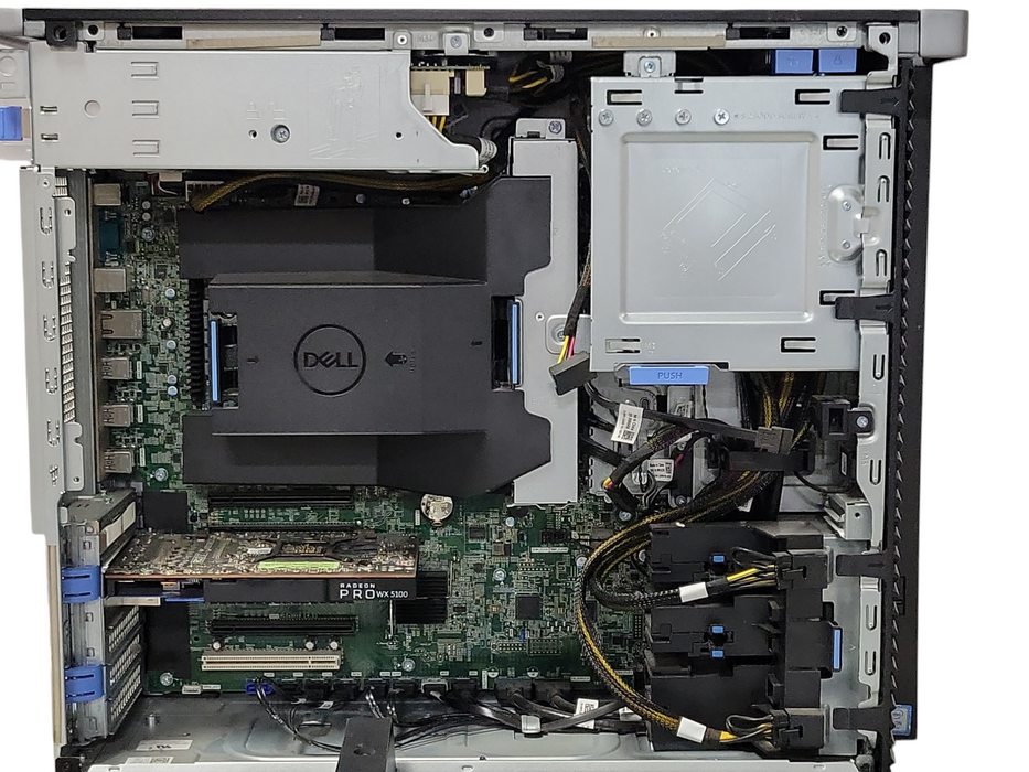 Dell T5820 Xeon W-2123 3.6GHz, 16GB RAM, AMD W5100 GPU, 250GB SSD+3TB HDD _
