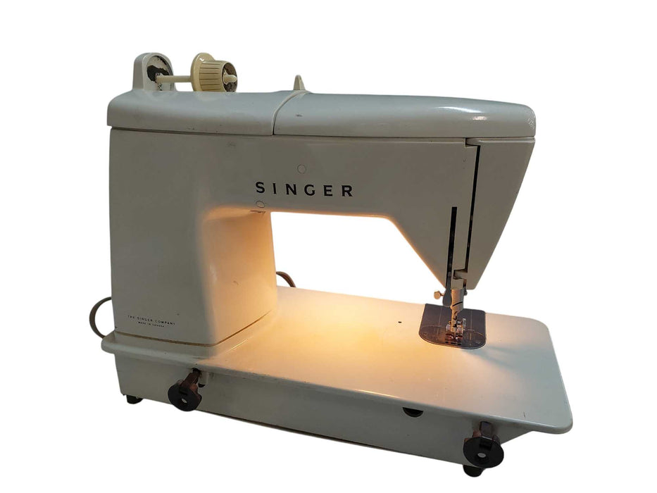 Vintage Singer Sewing Machine Made in Canada With Foot Pedal   =