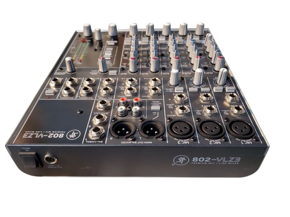 MACKIE 802-VLZ3 8-Channel Premium Mic /Line Mixer READ