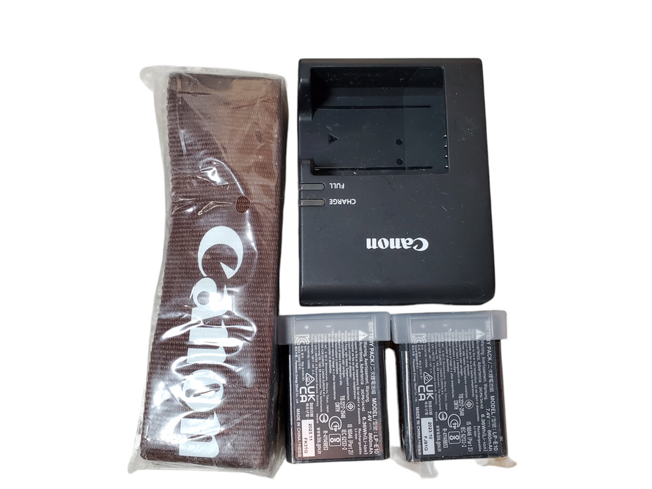 Canon EOS Rebel T7 DSLR kit set with EF18-55mm