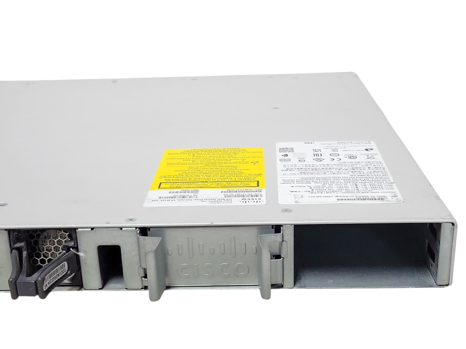 Cisco Catalyst C9300L-24P-4G-E Managed 24-Port Gig, 4x SFP Switch, READ _