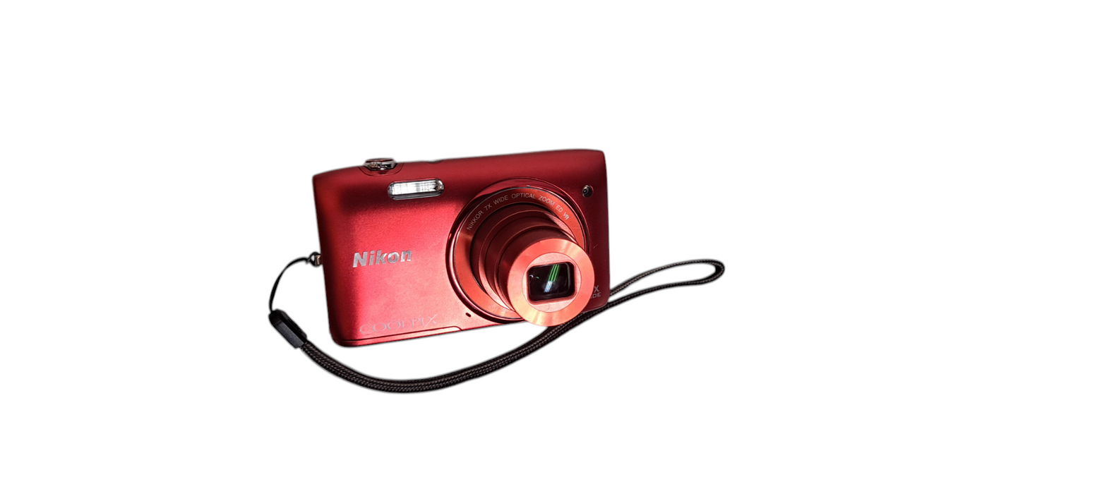 Nikon Coolpix S3500 20.0MP Red Digital Camera| READ