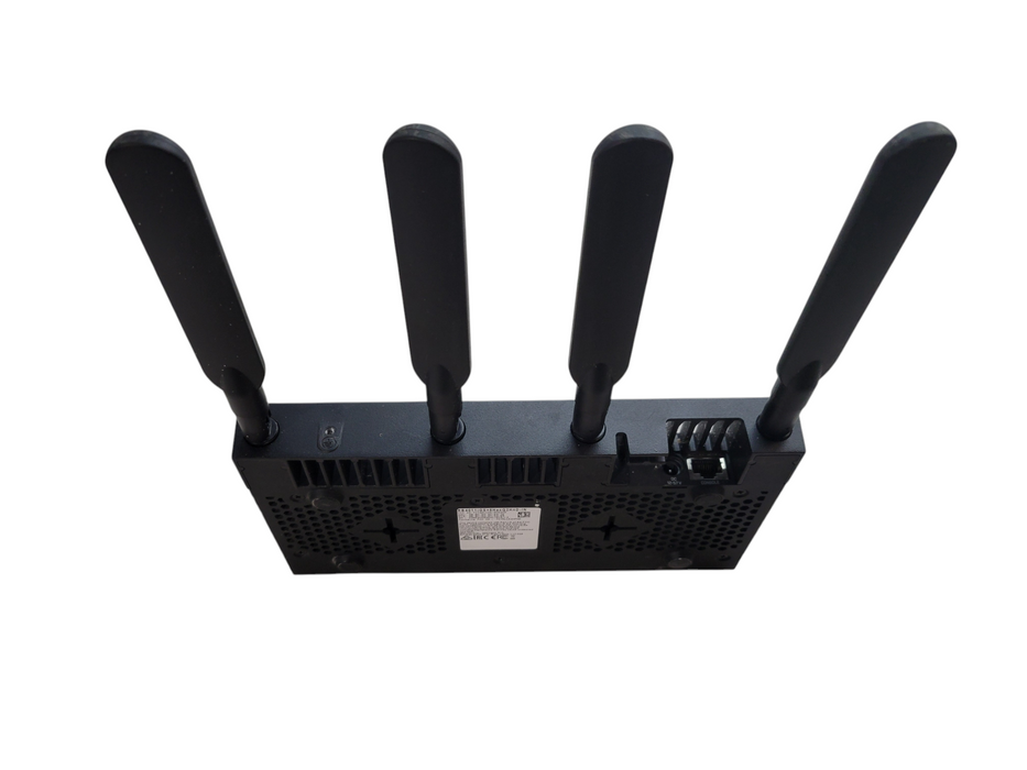 MikroTik - RB4011iGS+5HacQ2HnD-IN 10xGigabit port router + Wifi Q%