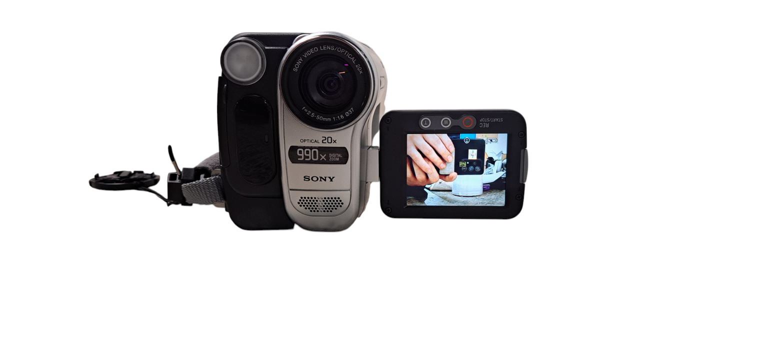 Sony Handycam CCD-TRV138 Camcorder Video Hi8 Nightshot 8mm Camera Q