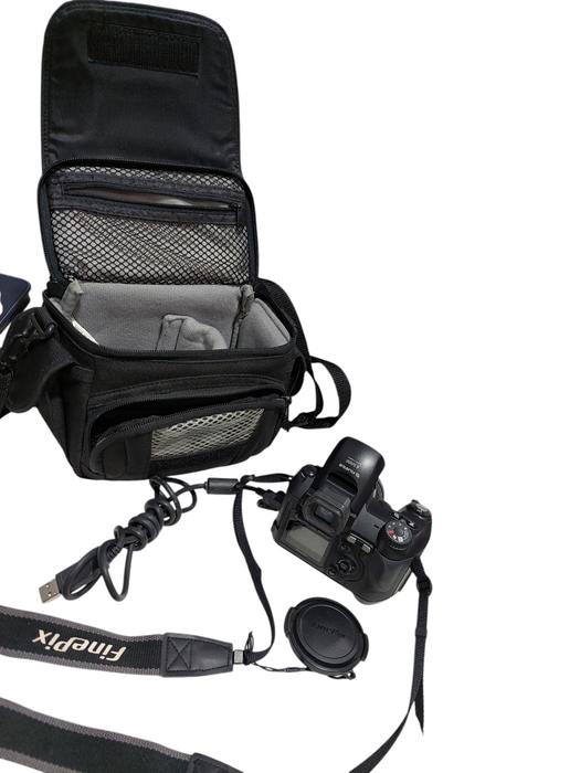 FinePix FujiFilm S5000 Digital Camera Fujinon Zoom Lens 1:2.8-3.1   =