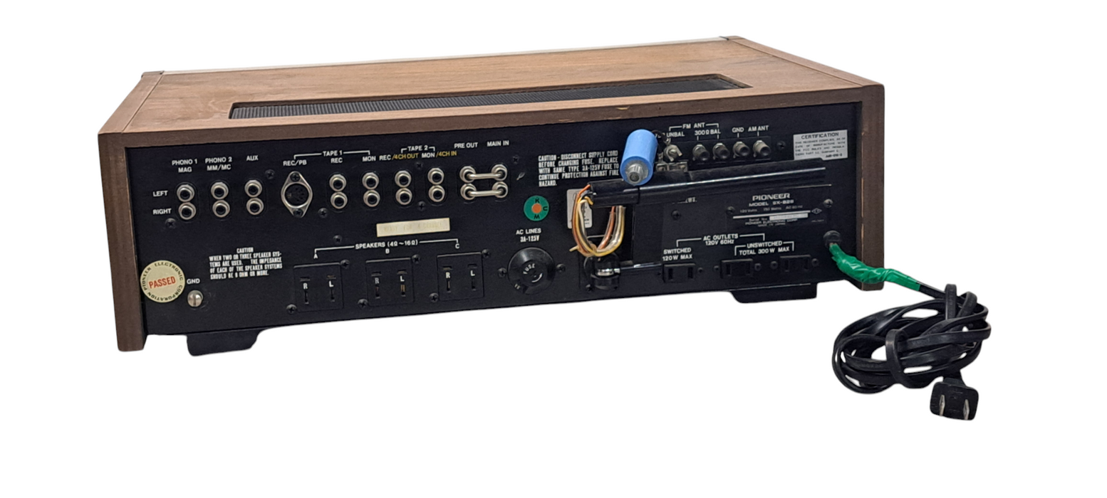 Vintage Pioneer SX-828 AM/FM Stereo Receiver | READ Q