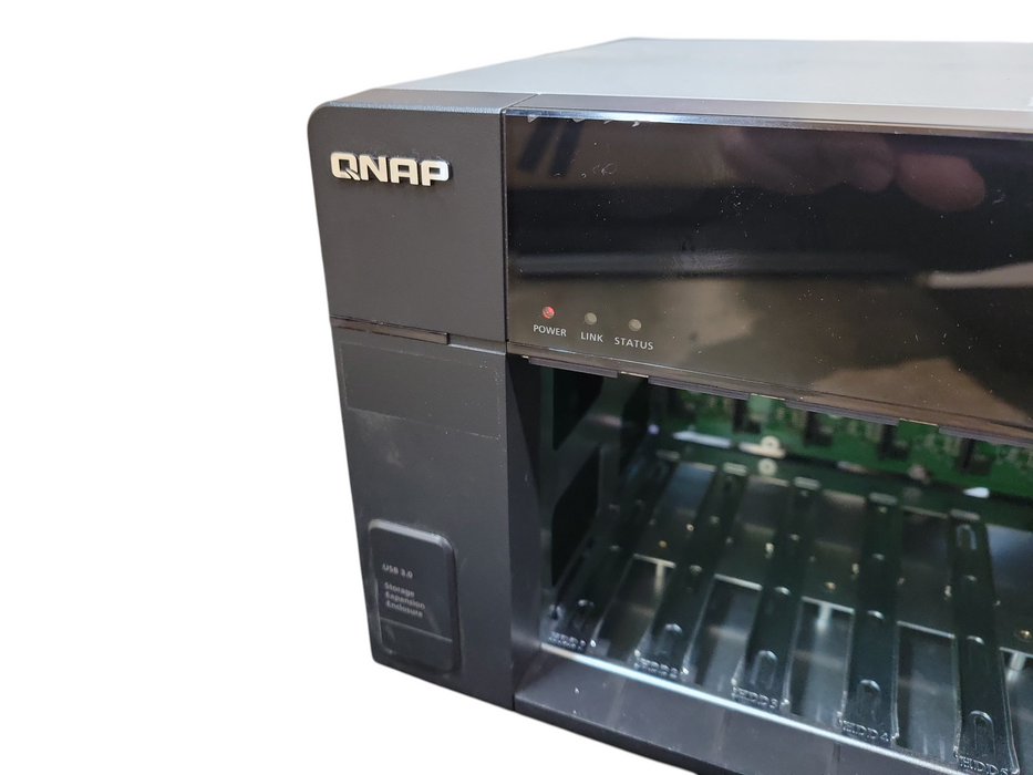 QNAP UX-800P Economical RAID expansion enclosure for Turbo NAS !