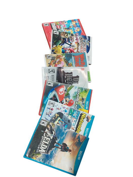 Nintendo Wii U Bundle 32GB Black , 8 games , 3 controllers  =