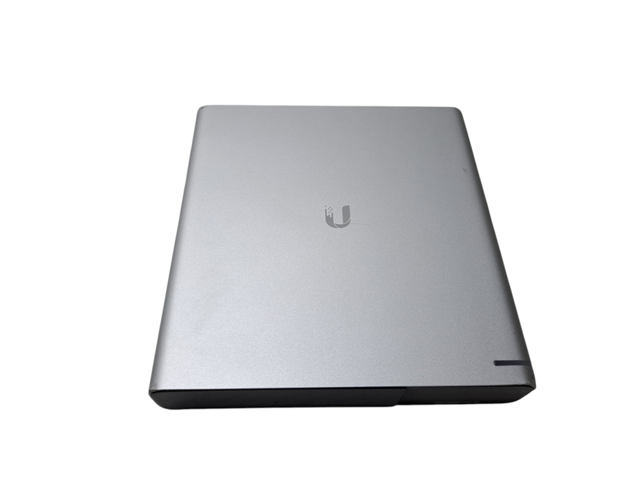 Ubiquiti UniFi Cloud Key Gen2 Plus UCK-G2-PLUS | No HDD *READ* )